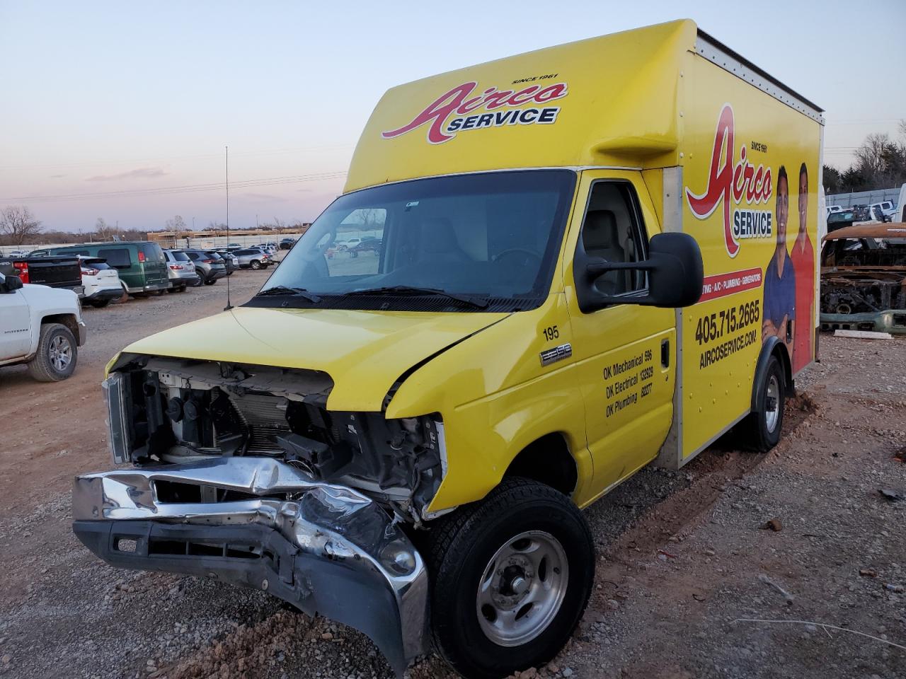 2016 Ford Econoline Commercial, VIN 1FDWE3FL7GDC36478 — Front end