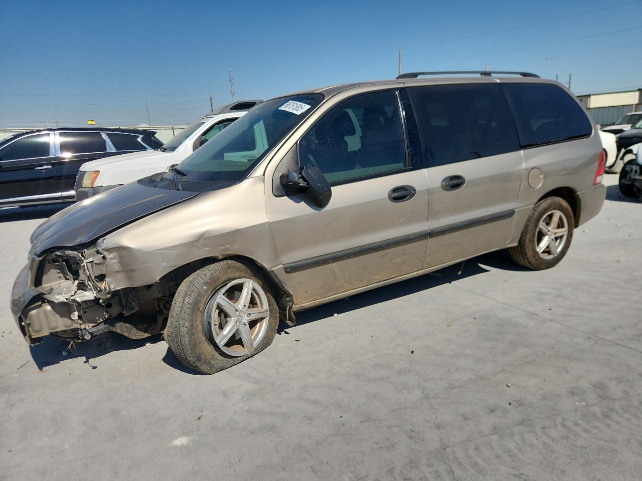 2004 Ford Freestar SE, VIN 2FMZA51674BB11973 — Front end