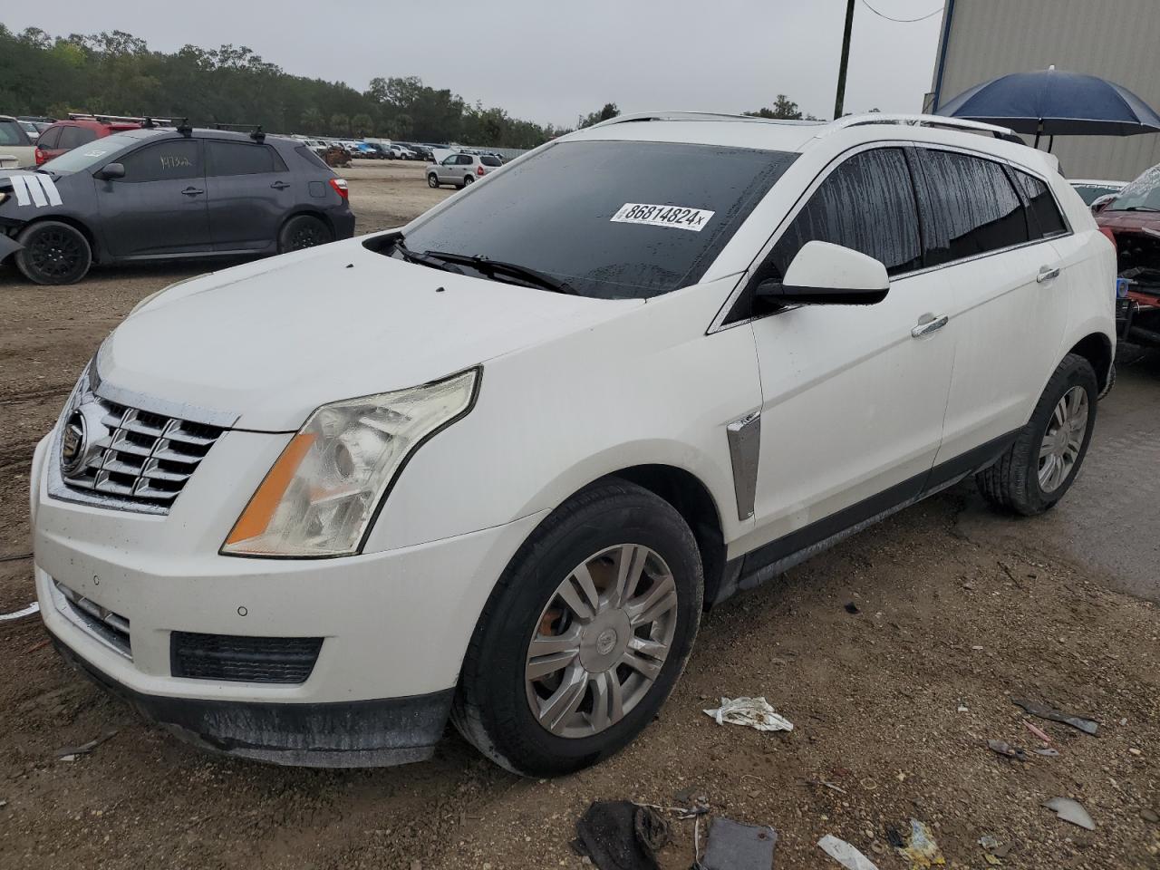 2016 Cadillac SRX Luxury Collection, VIN 3GYFNBE35GS558904 — Auction photo 1 of 4