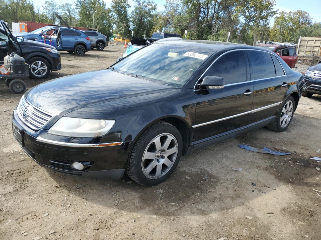 2004 Volkswagen Phaeton V8, VIN WVWAF63D648010057 — Minor dents and scratches