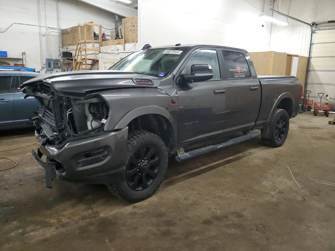 2021 Ram 2500 Laramie, VIN 3C6UR5FL1MG609709 — Перед