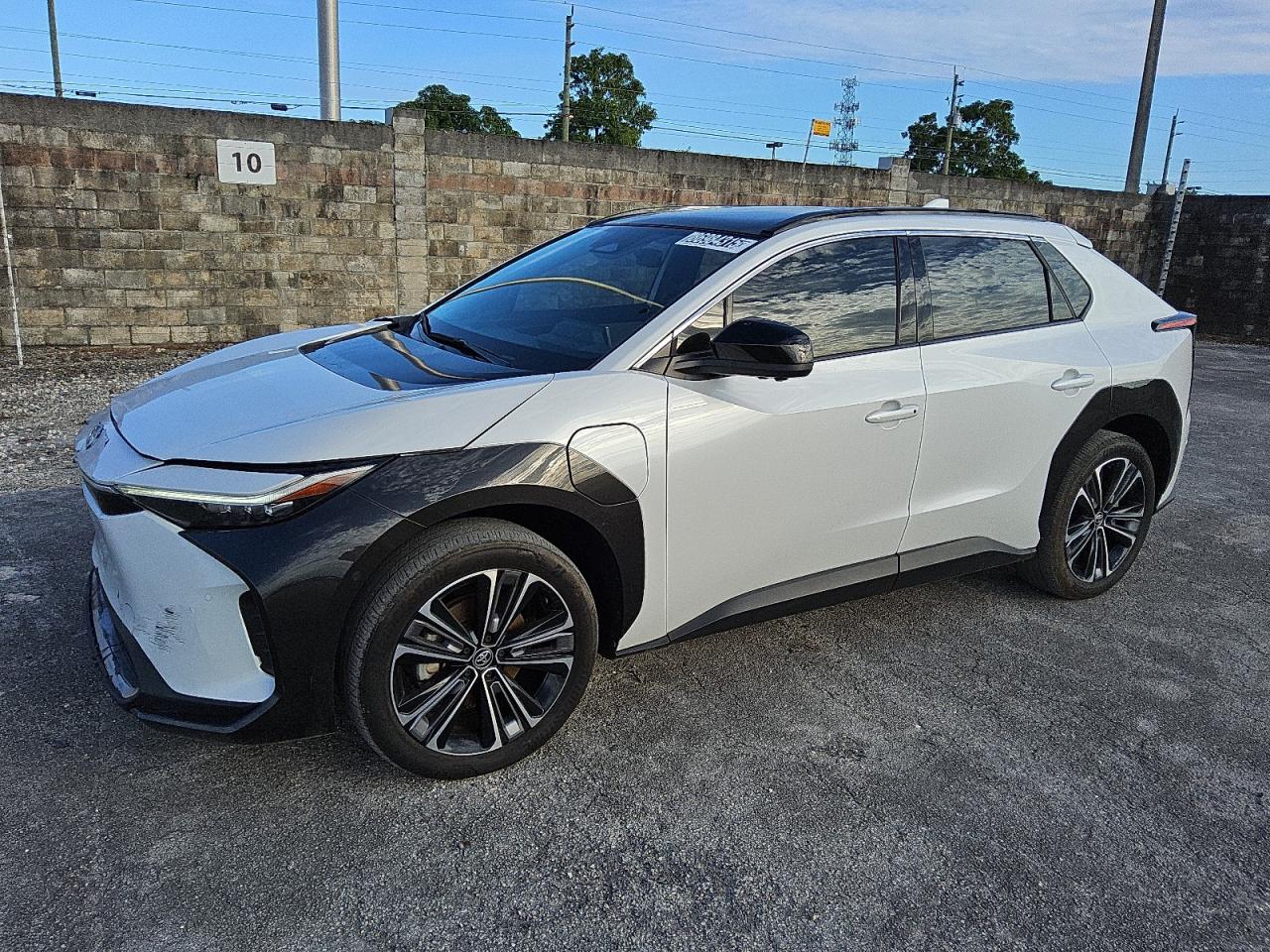 2024 Toyota bZ4X Limited, VIN JTMAAAAA1RA035040 — Front end
