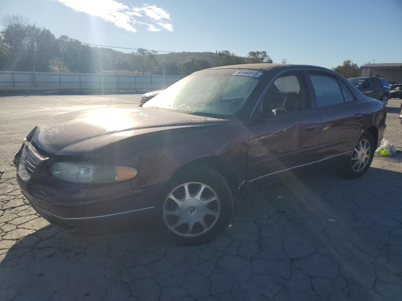 1998 Buick Regal LS, VIN 2G4WB52K7W1563040 — Перед