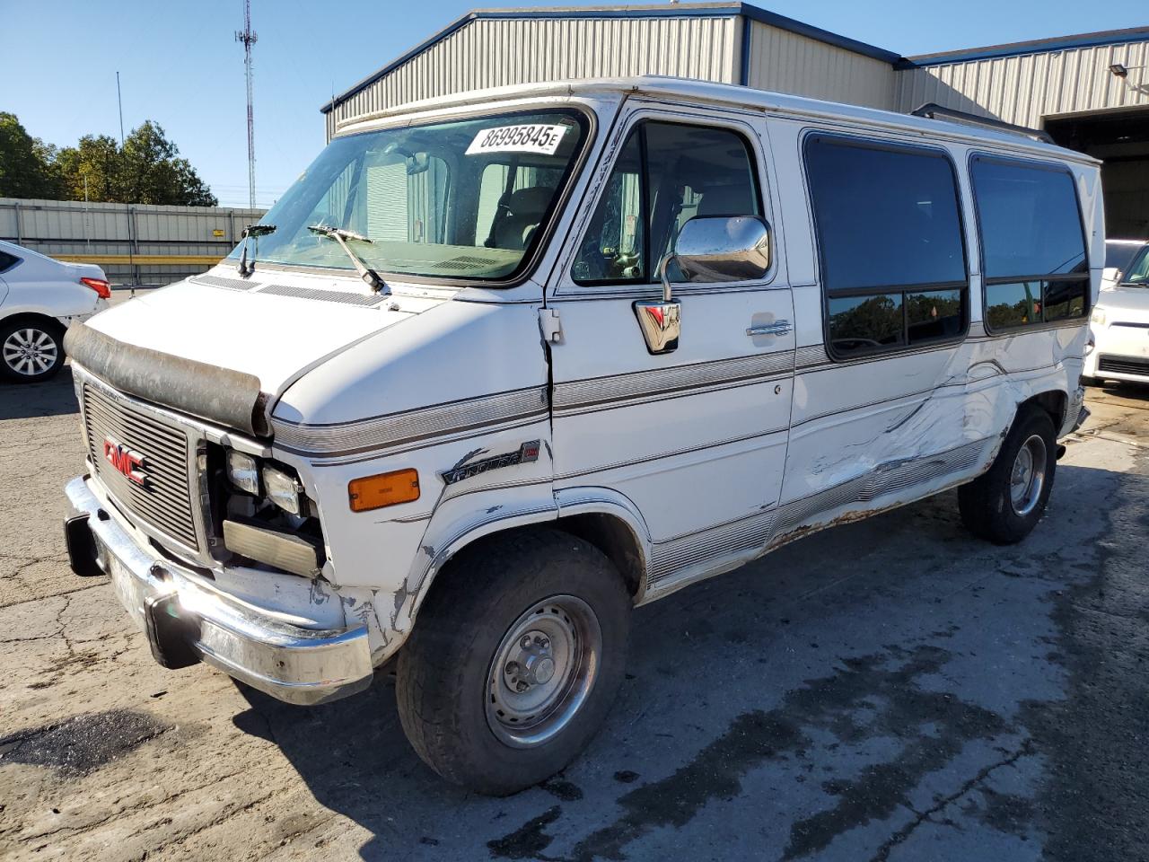 1995 GMC Vandura, VIN 1GDEG25K1SF519626 — Rear end