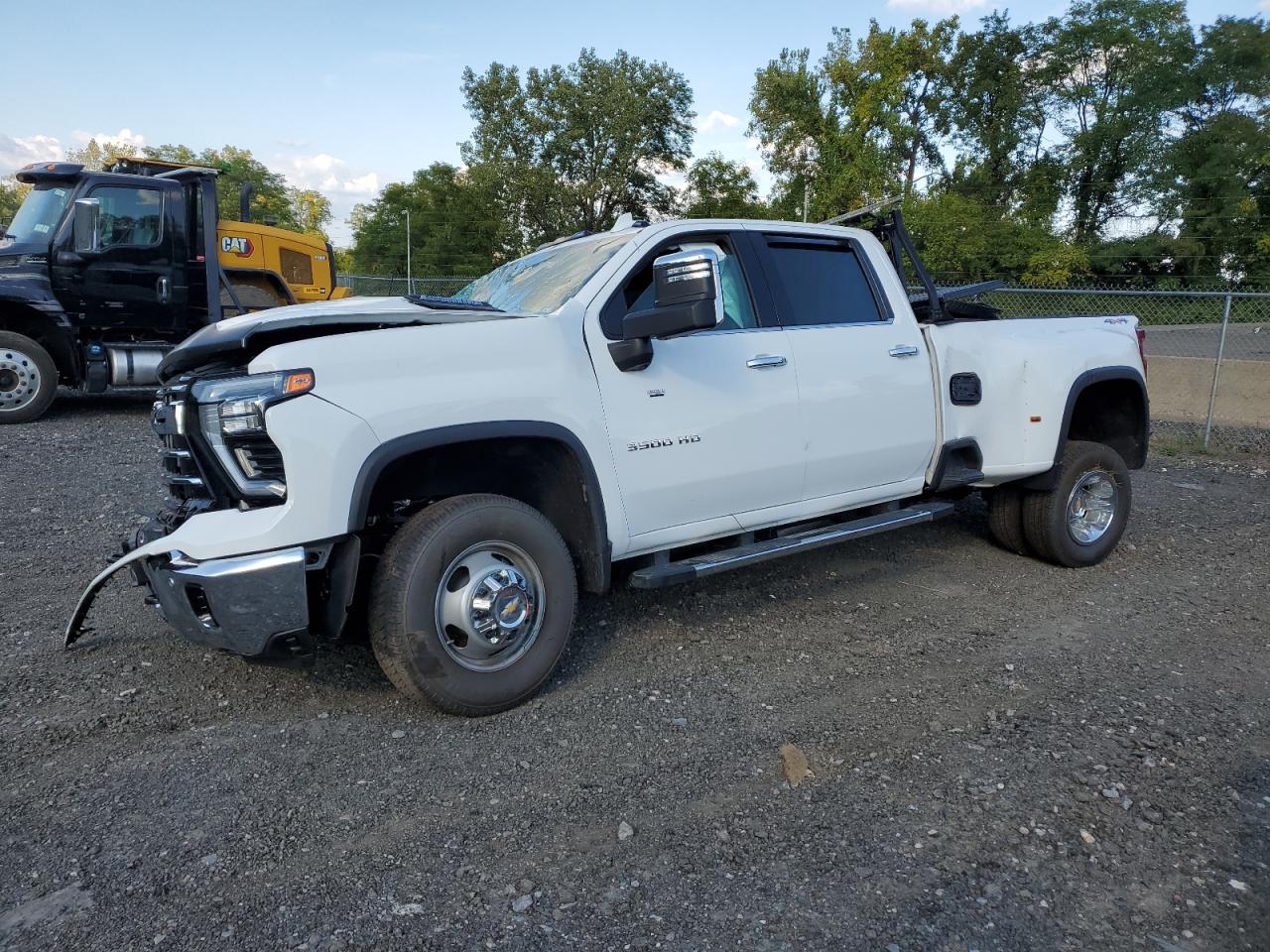 2025 Chevrolet Silverado 3500HD LTZ, VIN 1GC4KUEY5SF139266 — По всему кузову