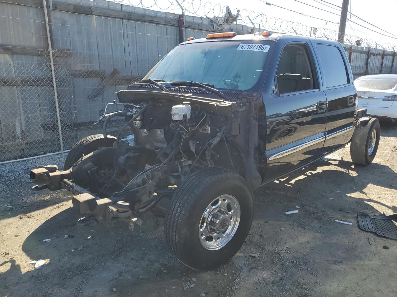 2003 GMC Sierra 1500HD SLE, VIN 1GTGC13U33F169859 — Stripped