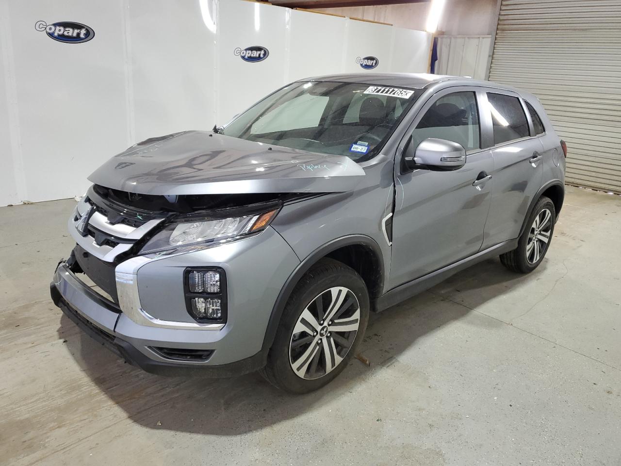 2025 Mitsubishi Outlander S, VIN JA4ARUAU1SU011601 — Undercarriage