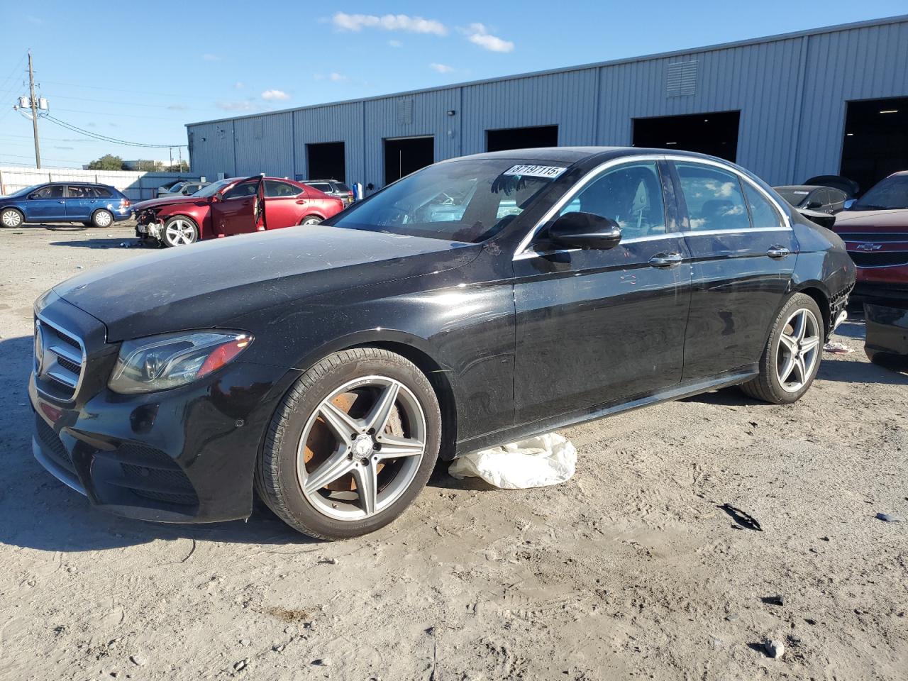 2017 Mercedes-Benz E 300 Luxury, VIN WDDZF4JB1HA010609 — Rear end