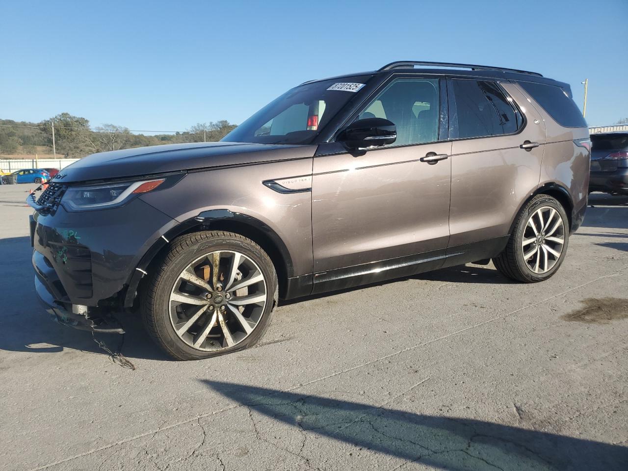 2021 Land Rover Discovery S R-Dynamic, VIN SALRT2RX2M2449936 — Front end