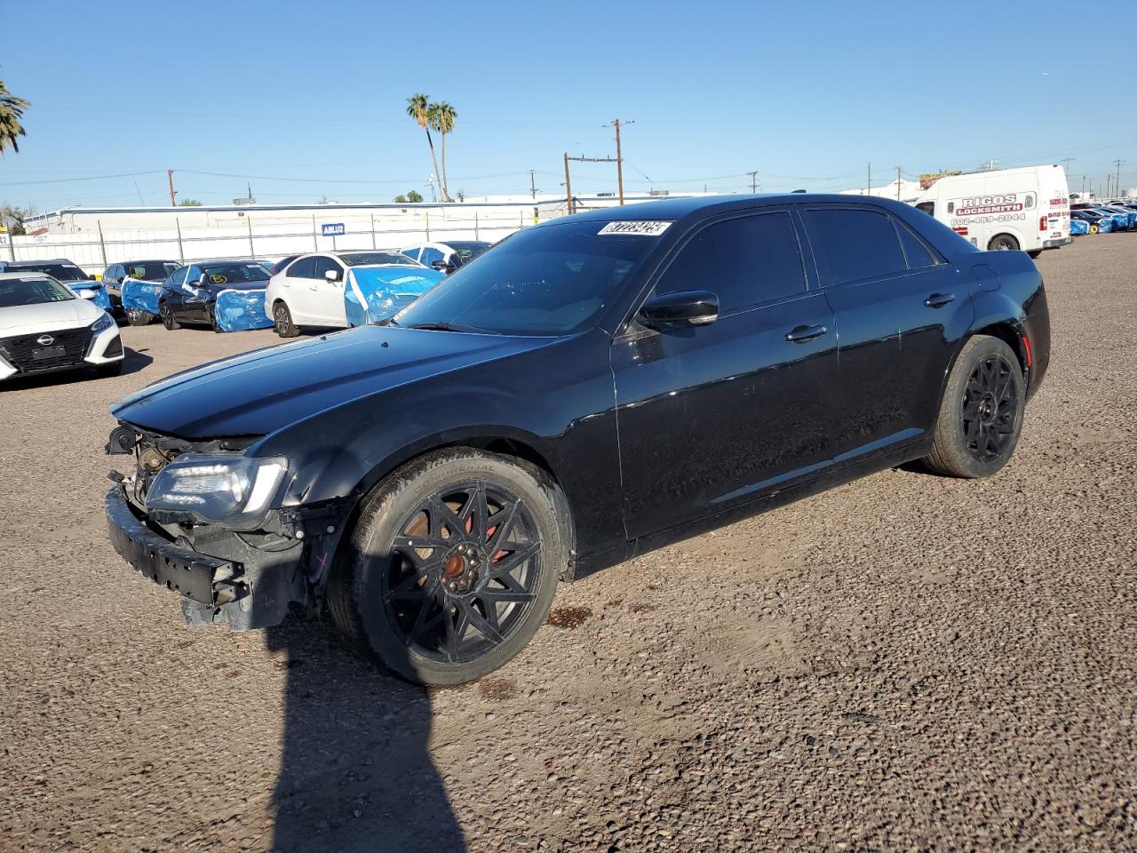 2021 Chrysler 300 S, VIN 2C3CCABG1MH549863 — Перед