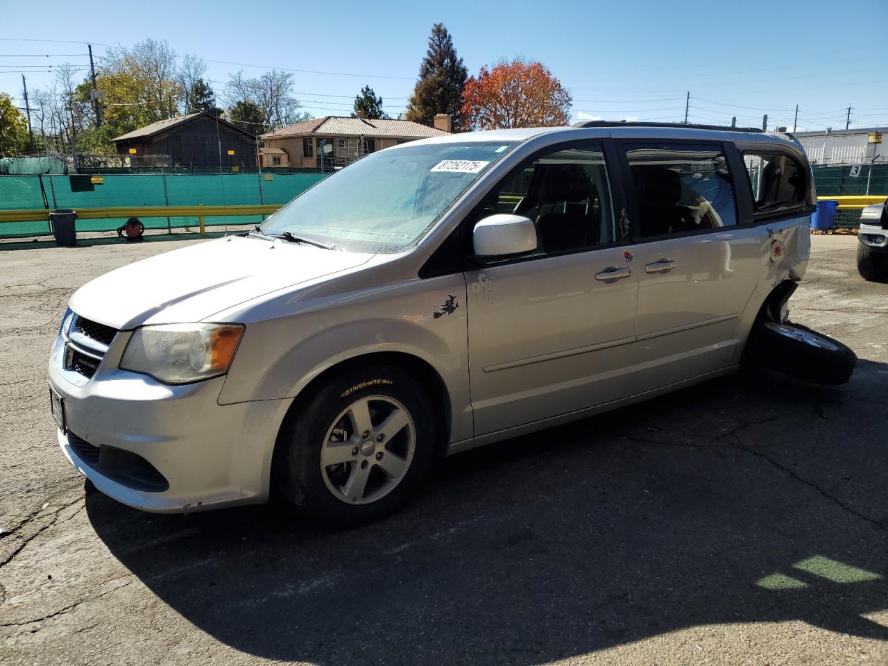 2012 Dodge Grand Caravan SXT, VIN 2C4RDGCG8CR141289 — Rear end