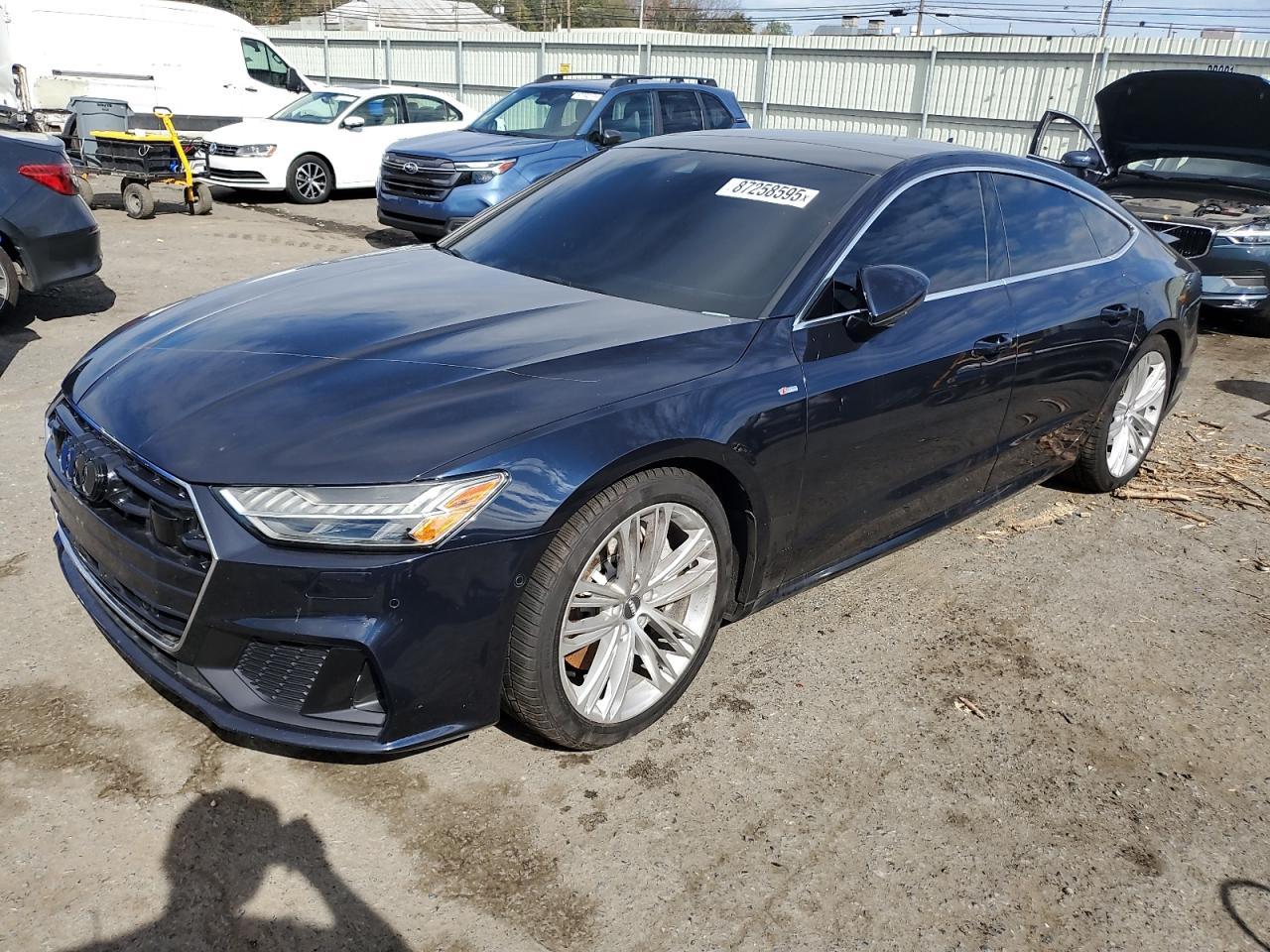 2020 Audi A7 Premium Plus, VIN WAUU2AF29LN020522 — Вода / потоп