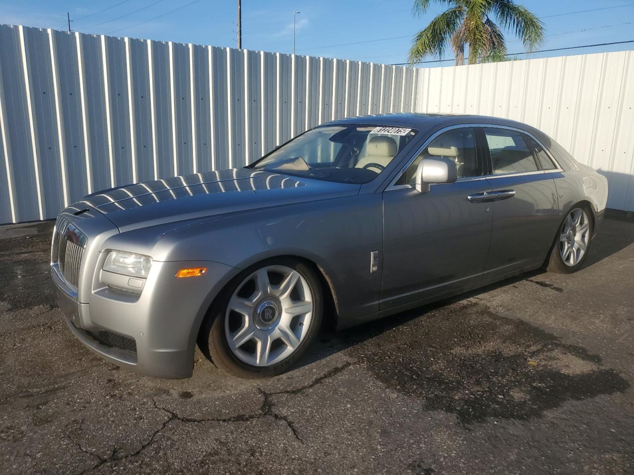 2011 Rolls-Royce Ghost, VIN SCA664S59BUX49634 — Minor dents and scratches