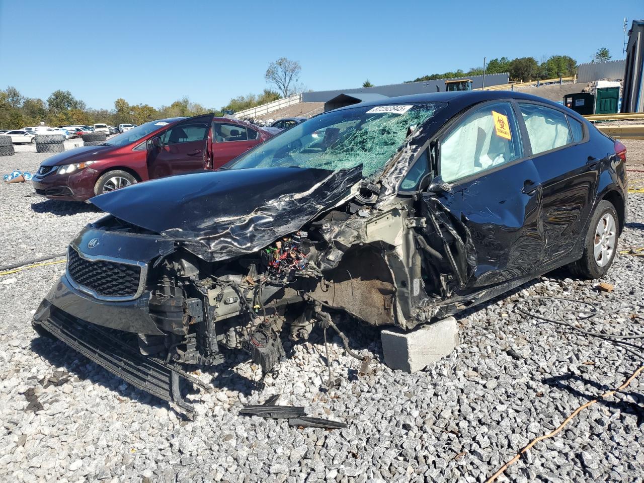 2017 Kia Forte LX, VIN 3KPFL4A7XHE018321 — Front end