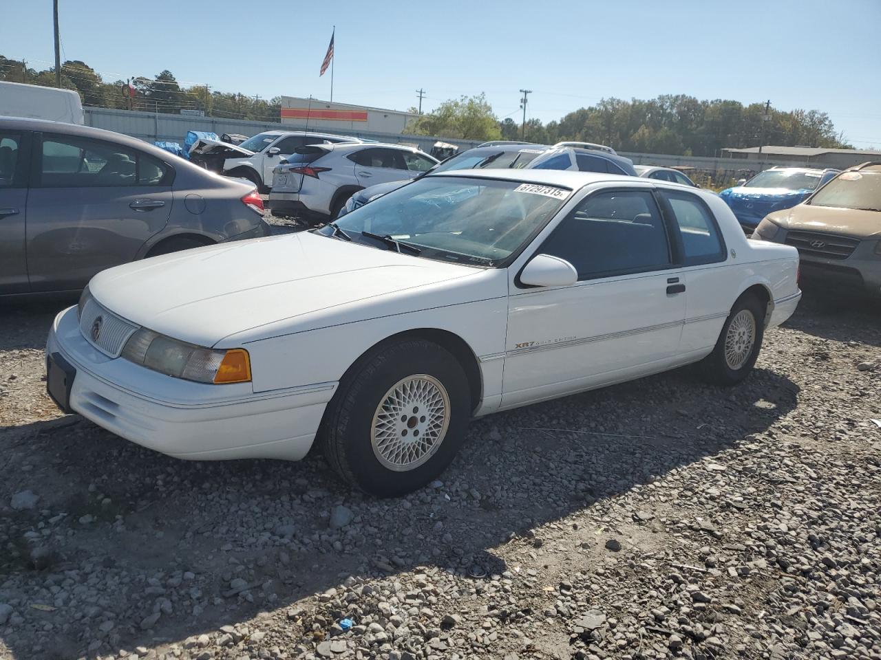 1993 Mercury Cougar, VIN 1MEPM6243PH627307 — Бок