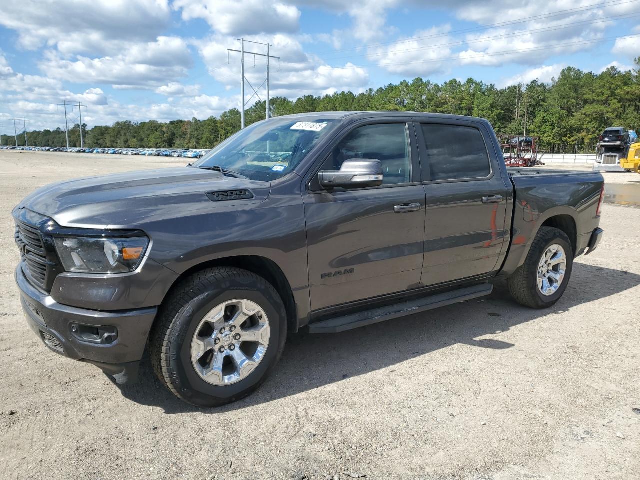 2020 Ram 1500 Big Horn, VIN 1C6SRFFT1LN102215 — VIN отсутствует или изменён