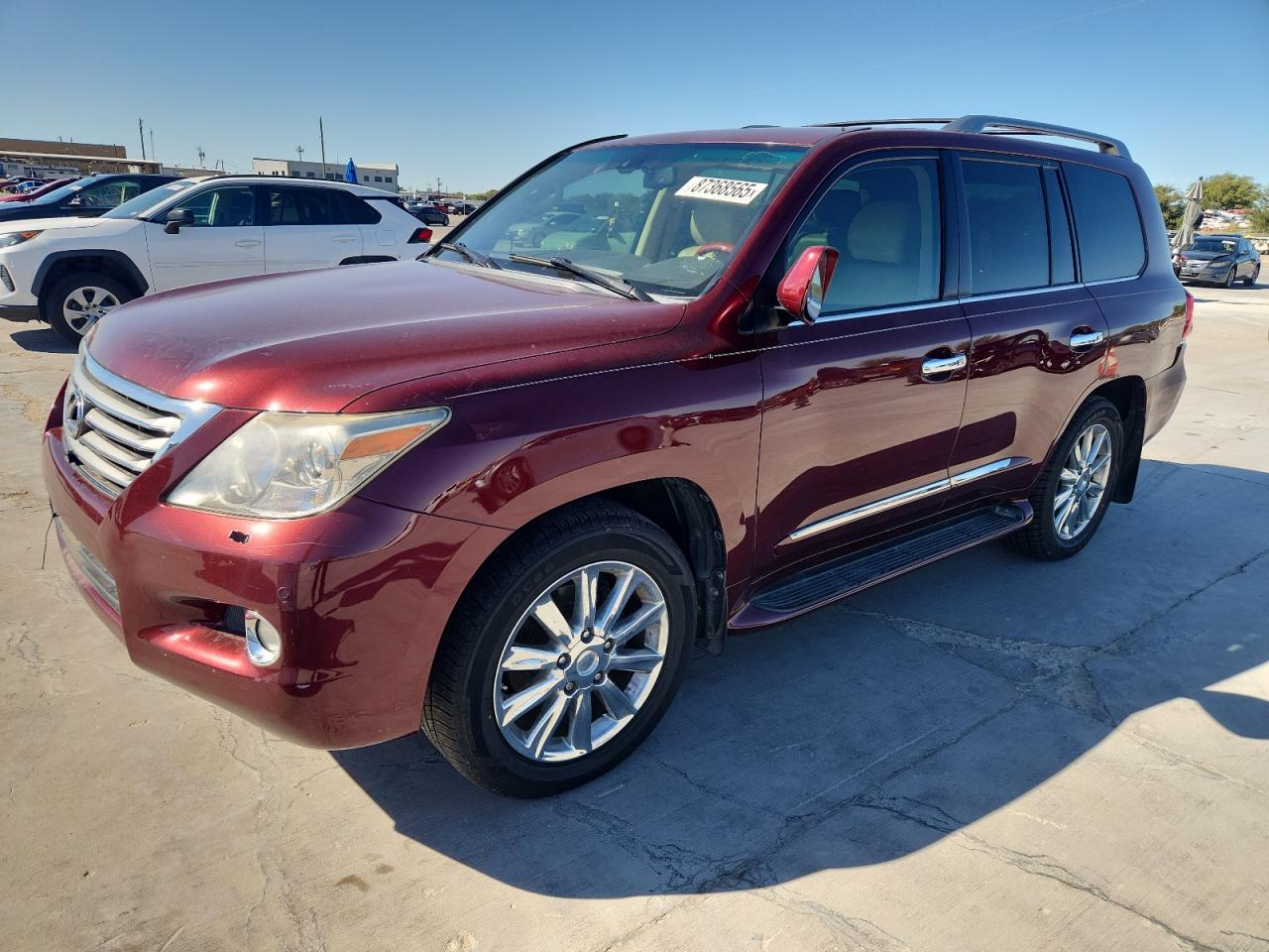 2008 Lexus LX 570, VIN JTJHY00W384012483 — Side