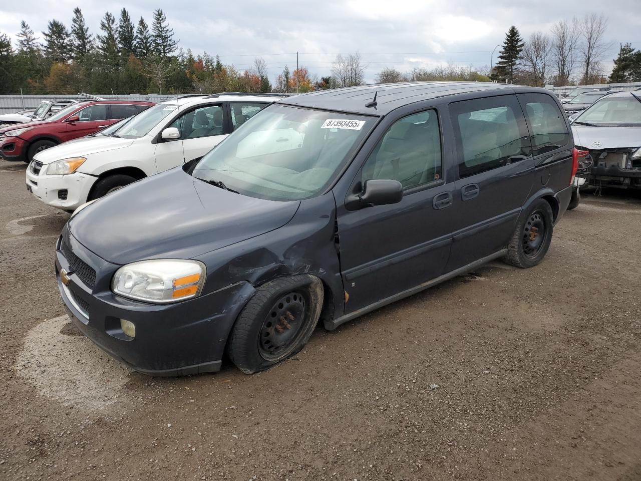 2009 Chevrolet Uplander LS, VIN 1GNDU23179D105380 — Front end