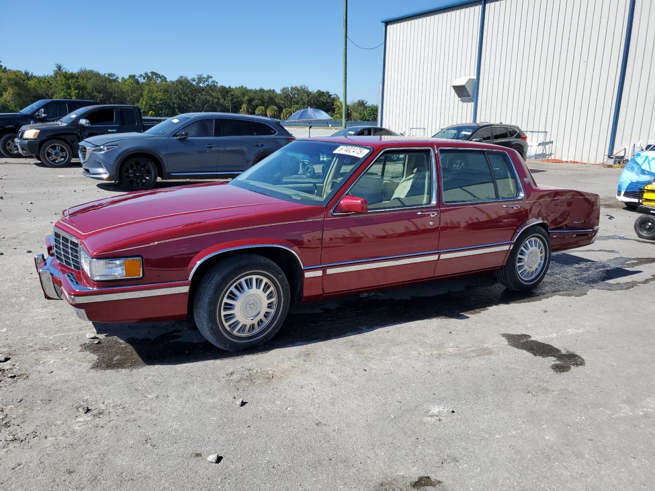 1993 Cadillac DeVille, VIN 1G6CD53B4P4263738 — Зад
