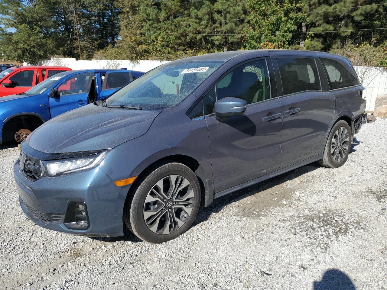 2025 Honda Odyssey Elite, VIN 5FNRL6H90SB013842 — Rear end