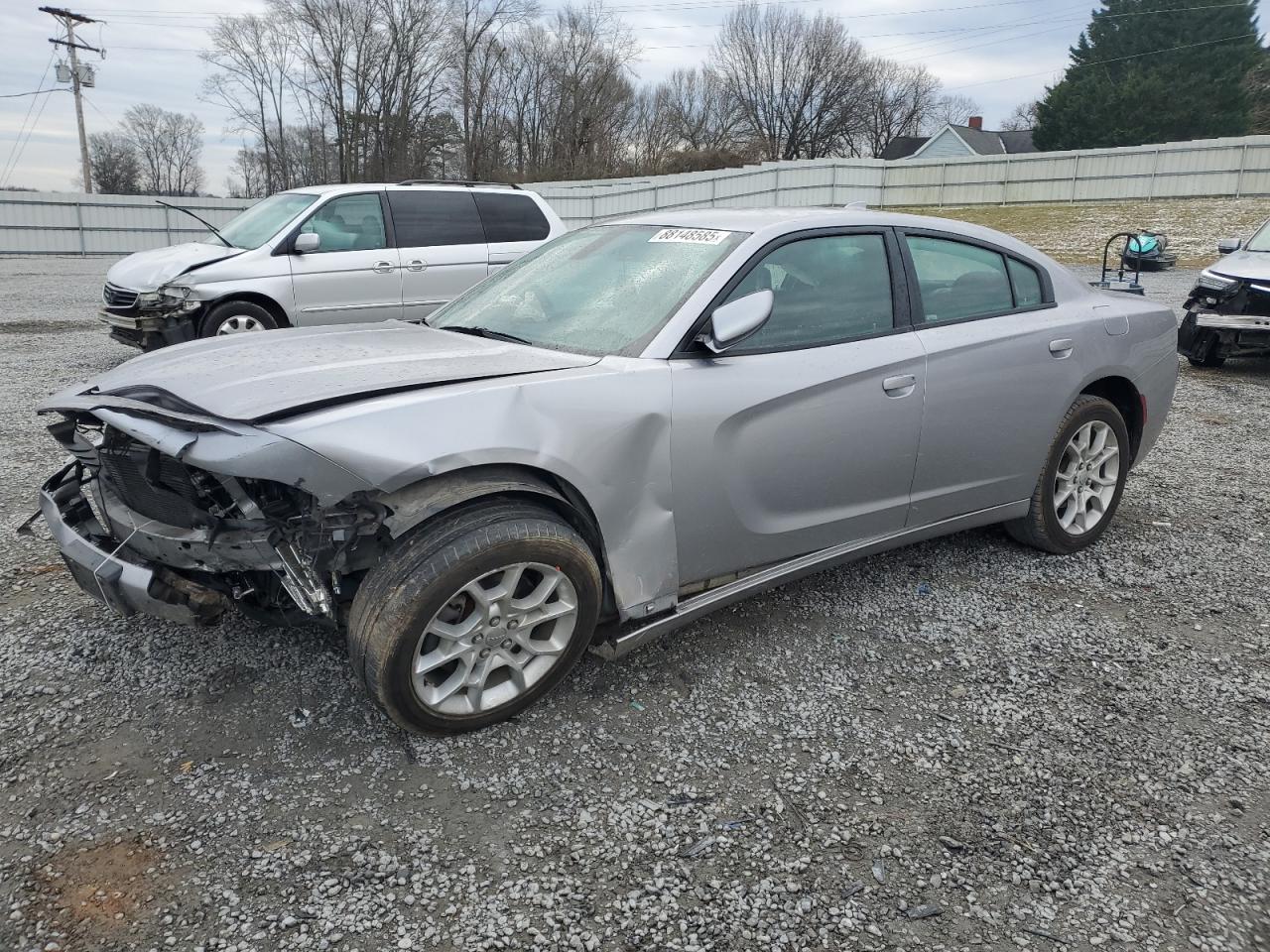 2015 Dodge Charger SXT, VIN 2C3CDXJG2FH813712 — Front end