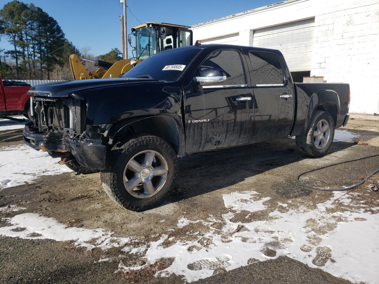 2008 GMC Sierra Denali, VIN 2GTEK638781258780 — Front end