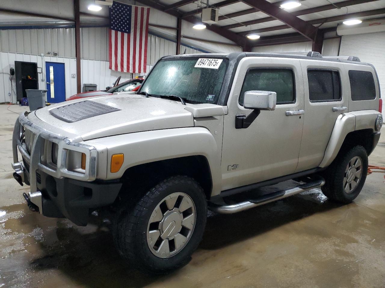 2007 Hummer H3 SUV, VIN 5GTDN13E178236709 — Undercarriage