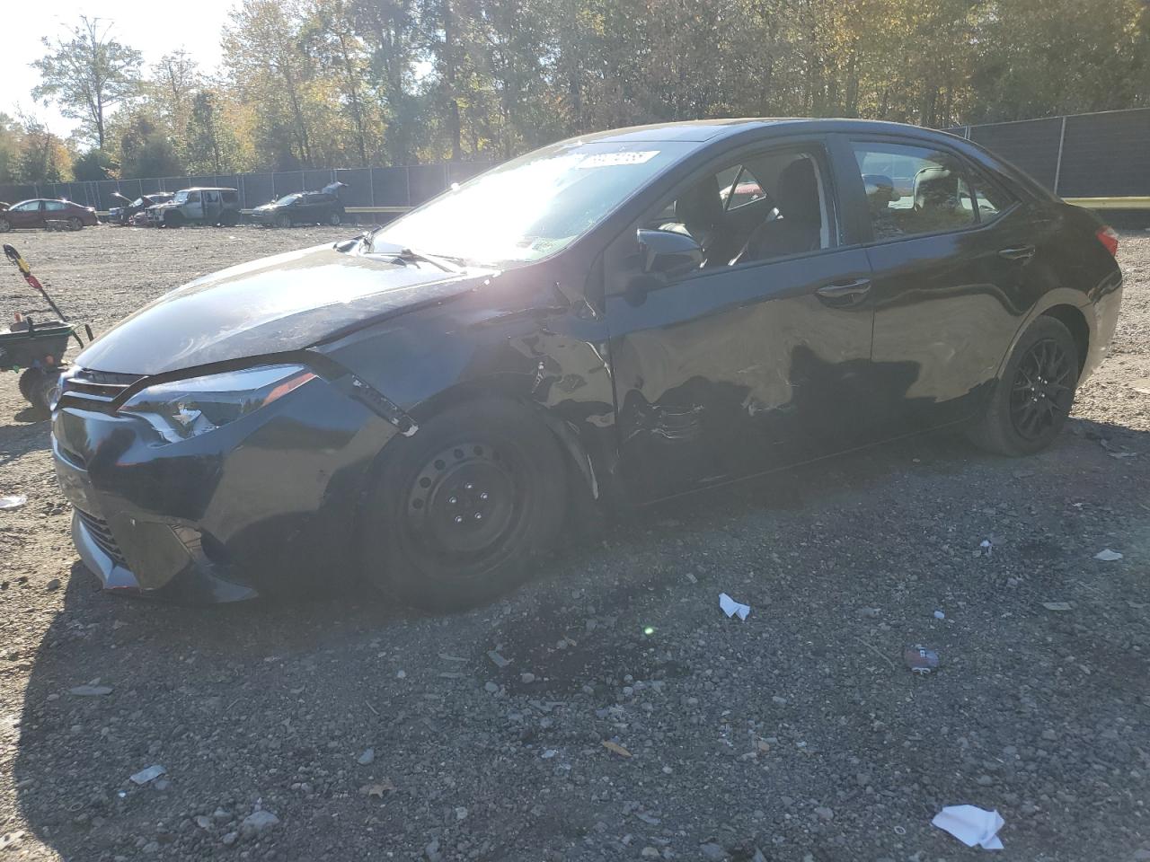 2015 Toyota Corolla LE, VIN 2T1BURHE1FC480615 — Front end