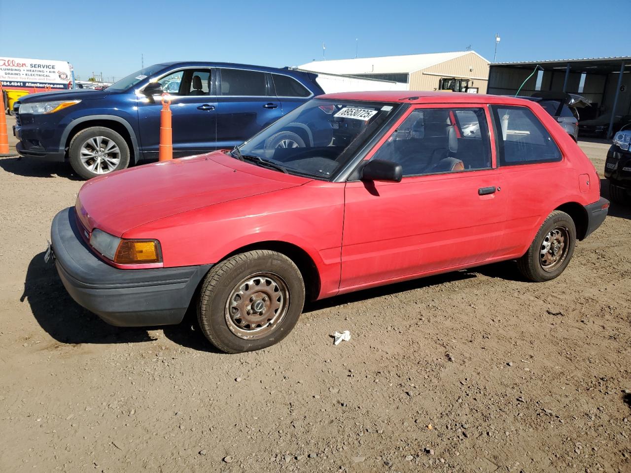 1991 Mazda 323, VIN JM1BG2320M0259168 — Minor dents and scratches