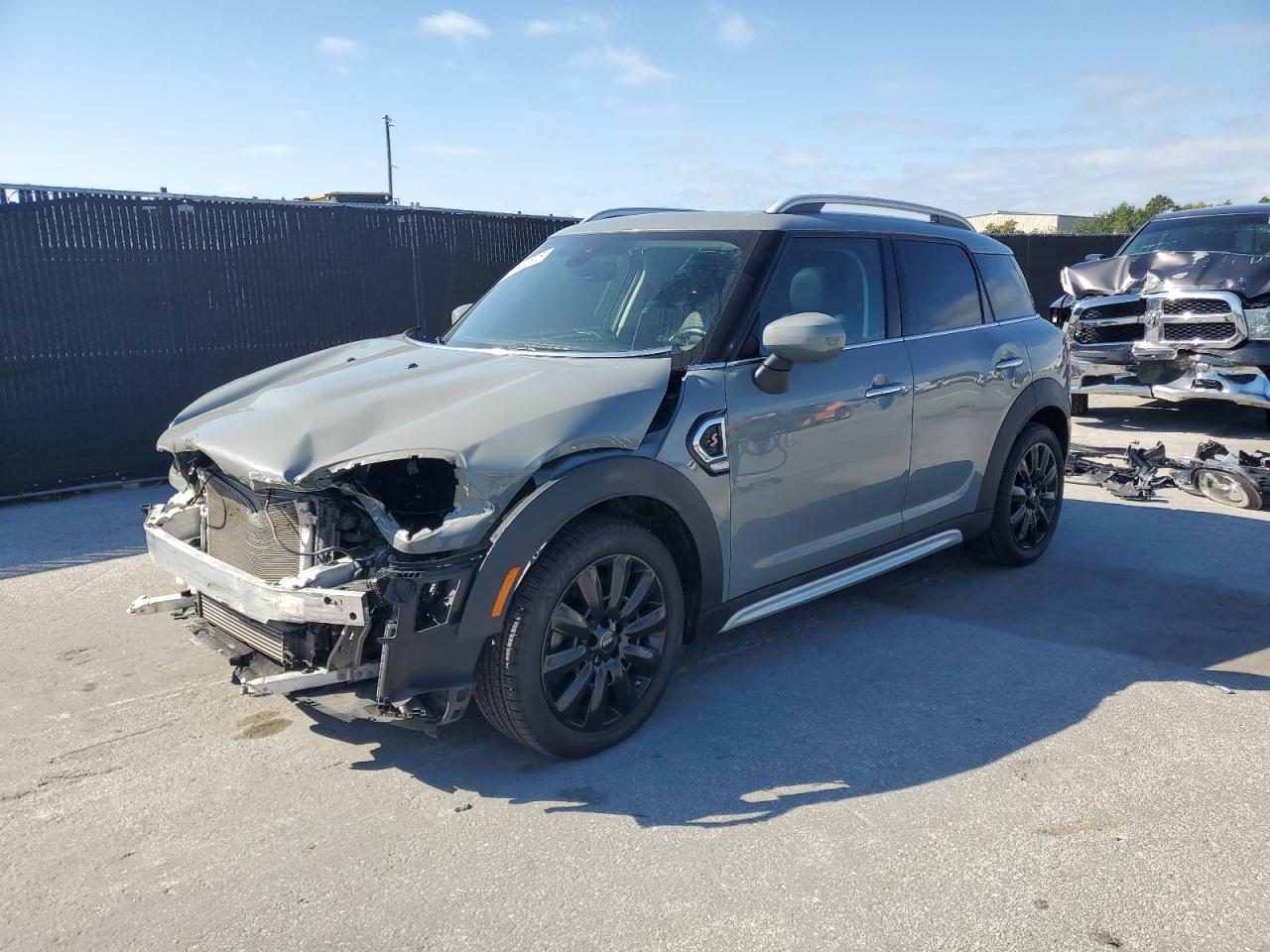 2020 MINI Countryman Cooper S, VIN WMZYX1C07L3L01223 — Front end