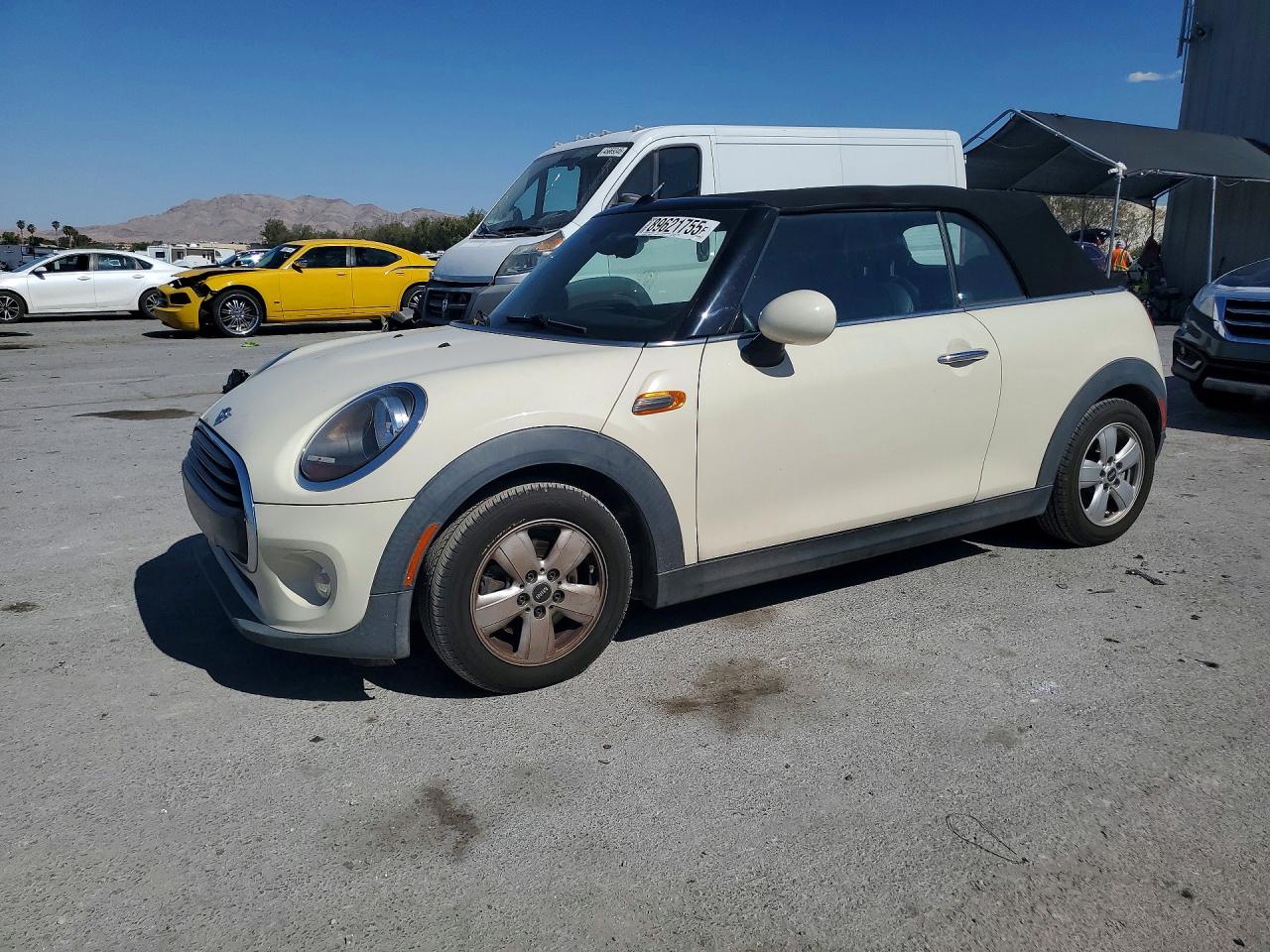 2019 MINI Convertible Cooper, VIN WMWWG5C50K3F79163 — Side