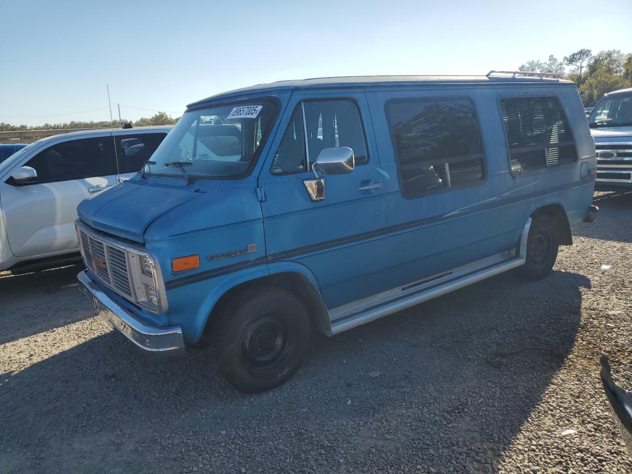 1986 GMC Van, VIN 1GTEG25H5G7507375 — Normal wear