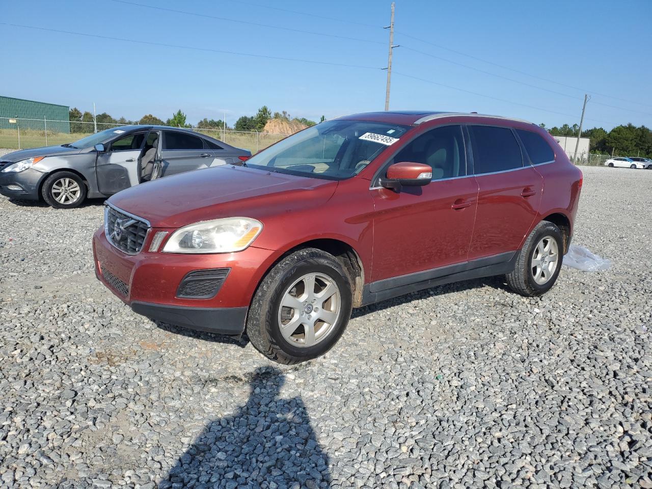 2011 Volvo XC60 3.2L, VIN YV4952DL0B2165625 — Minor dents and scratches