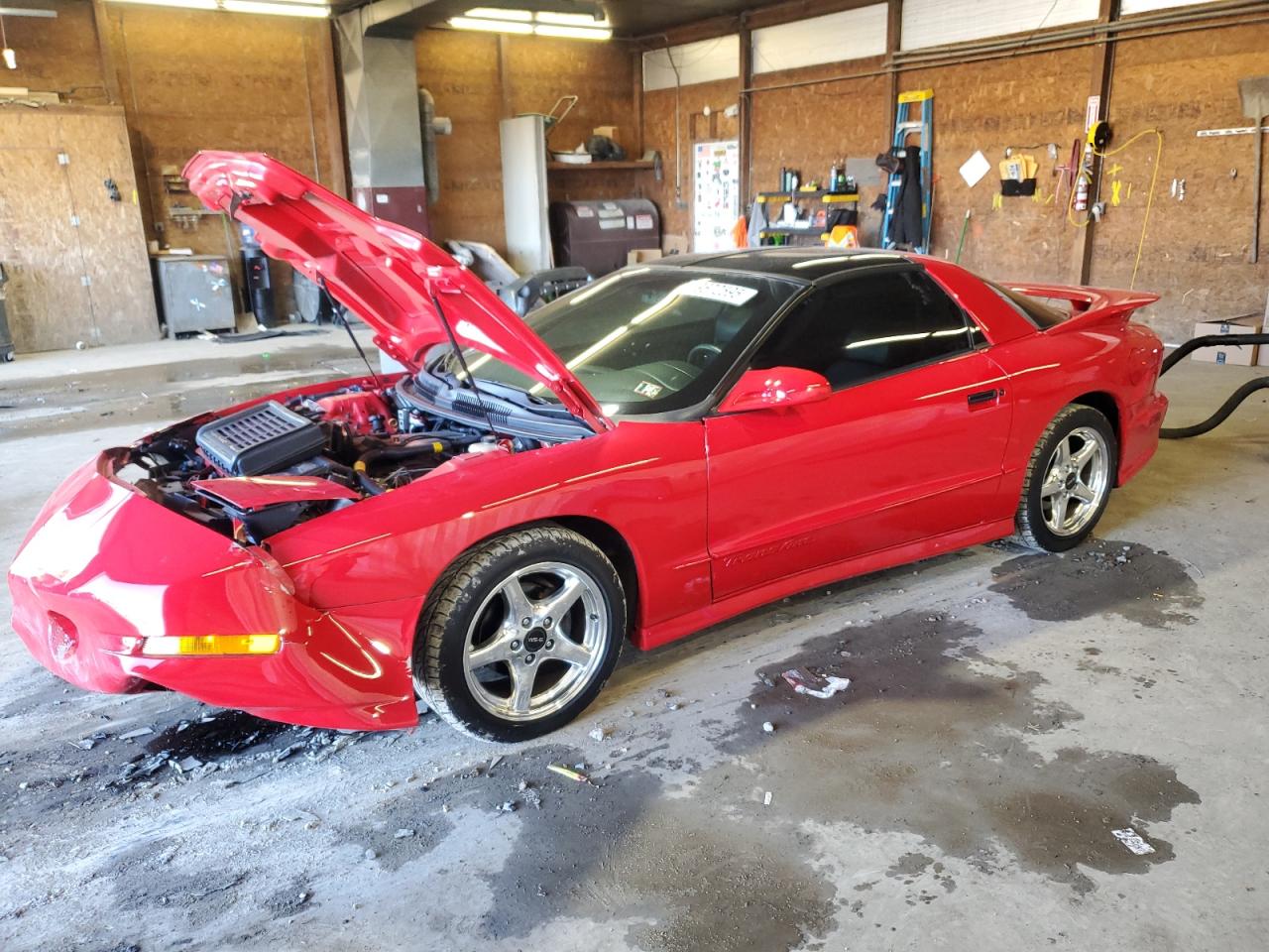 1997 Pontiac Firebird Formula, VIN 2G2FV22PXV2209791 — Front end