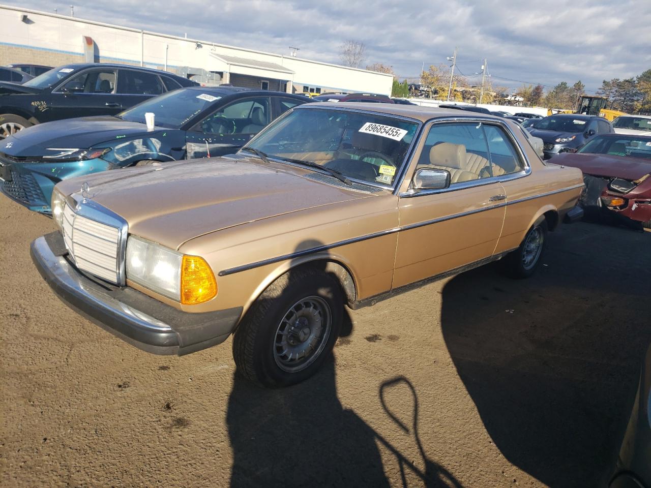 1980 Mercedes-Benz 280, VIN 12305312018294 — Mechanical