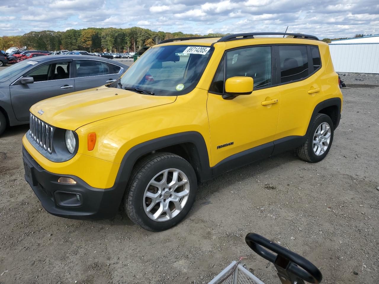 2015 Jeep Renegade Latitude, VIN ZACCJBBT9FPC25338 — Зад