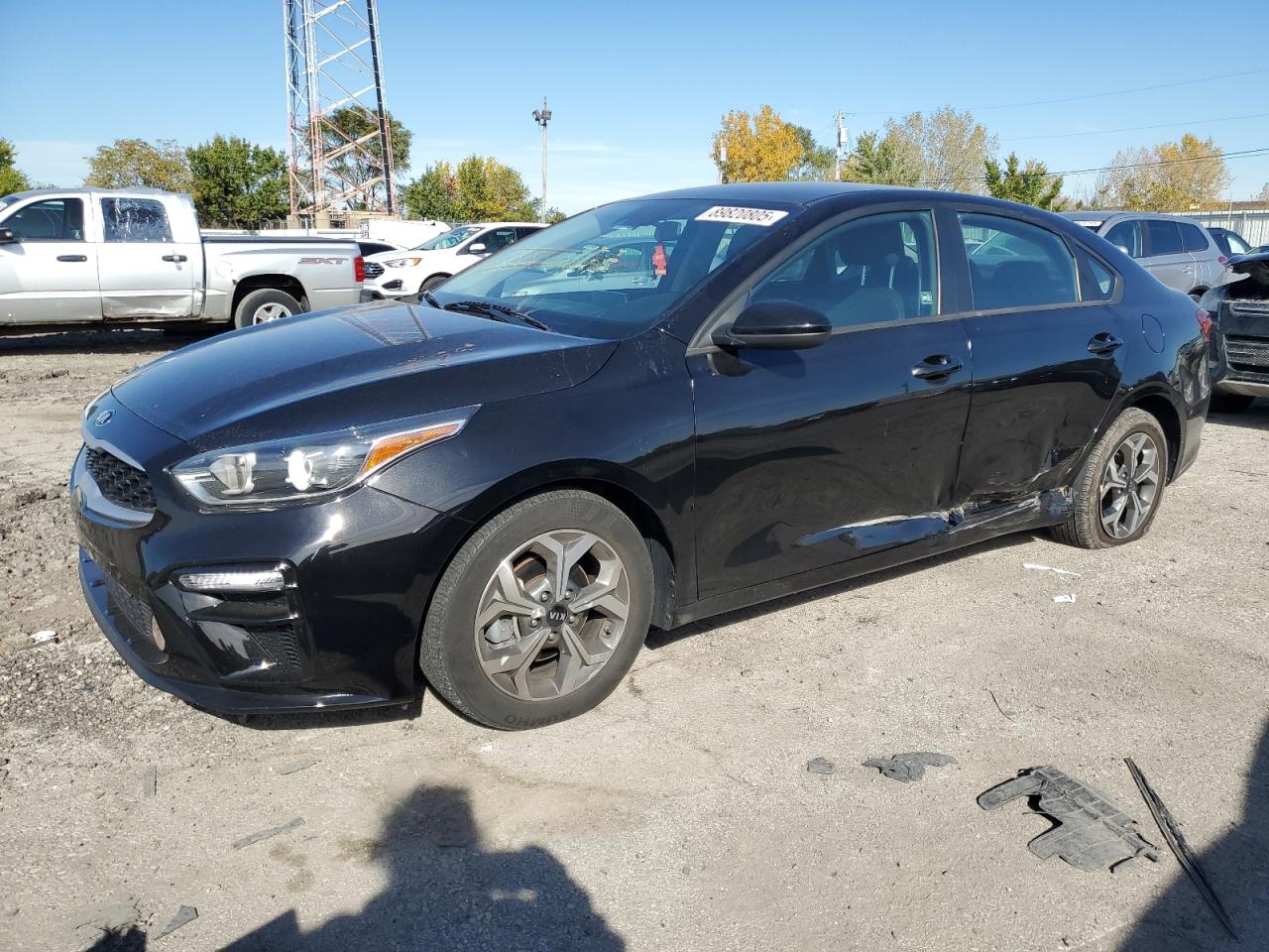 2021 Kia Forte LXS, VIN 3KPF24AD8ME412239 — Side
