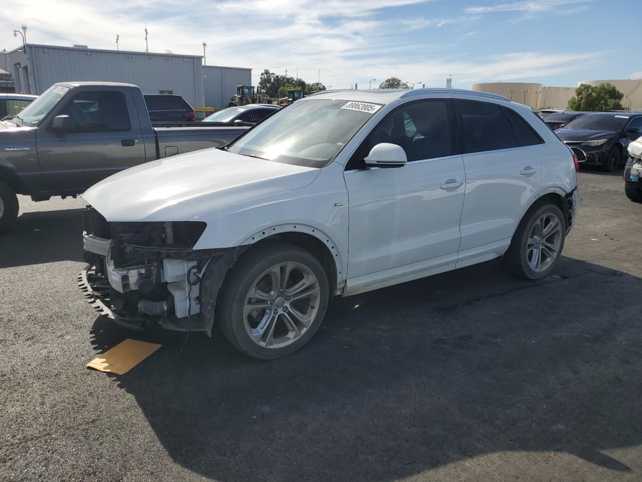 2018 Audi Q3 Premium Plus, VIN WA1JCCFS6JR019679 — Front end