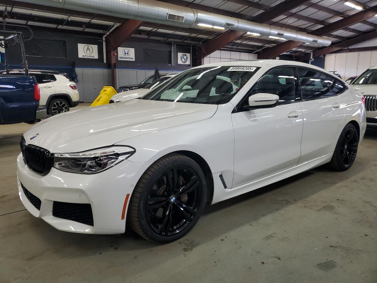 2019 BMW 6 Series 640i xDrive, VIN WBAJV6C55KBK07990 — Minor dents and scratches