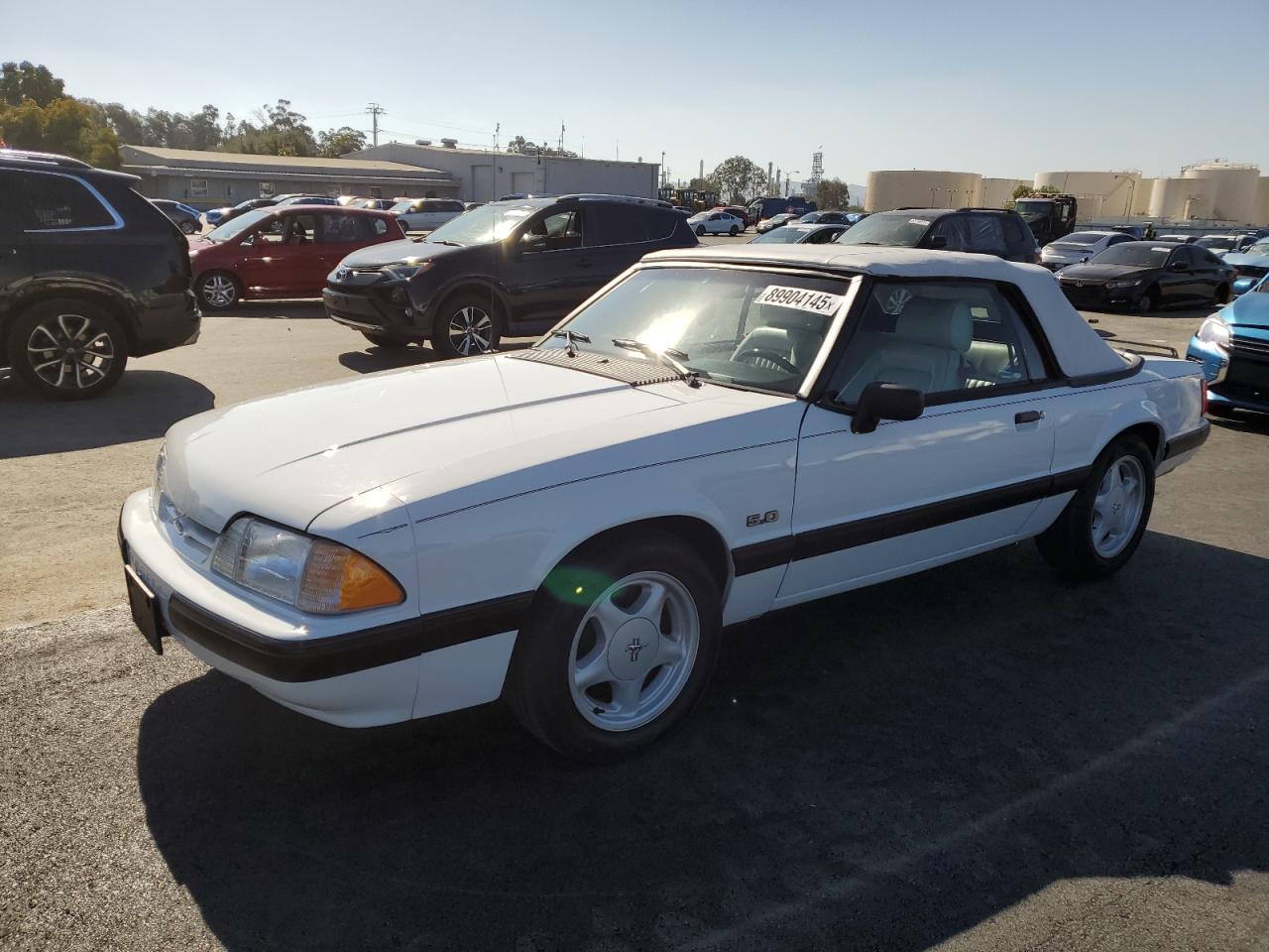 1989 Ford Mustang, VIN 1FABP44E2KF180315 — Auction photo