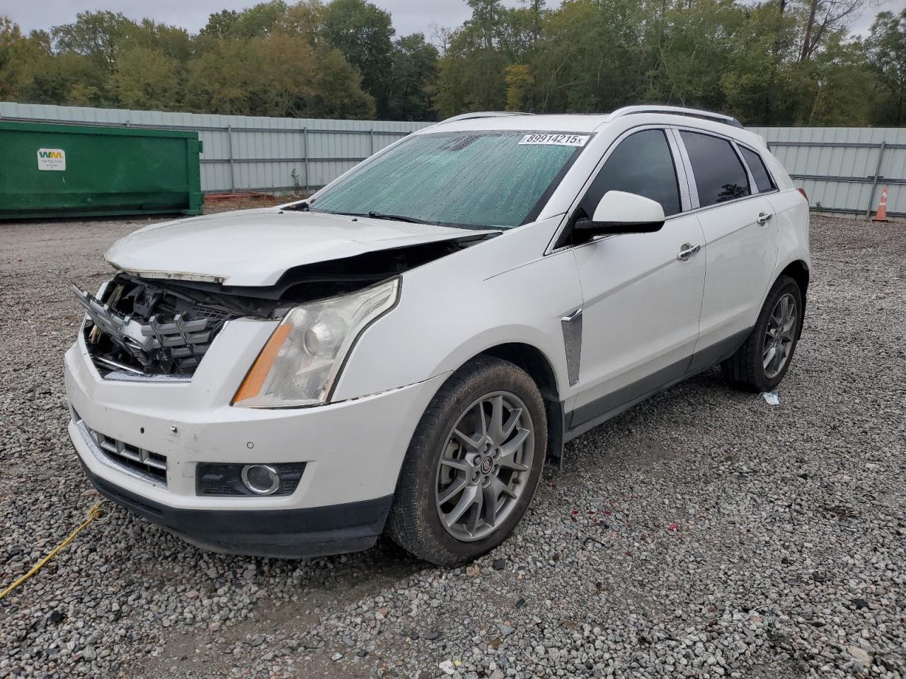2016 Cadillac SRX Performance Collection, VIN 3GYFNCE33GS527480 — Front end