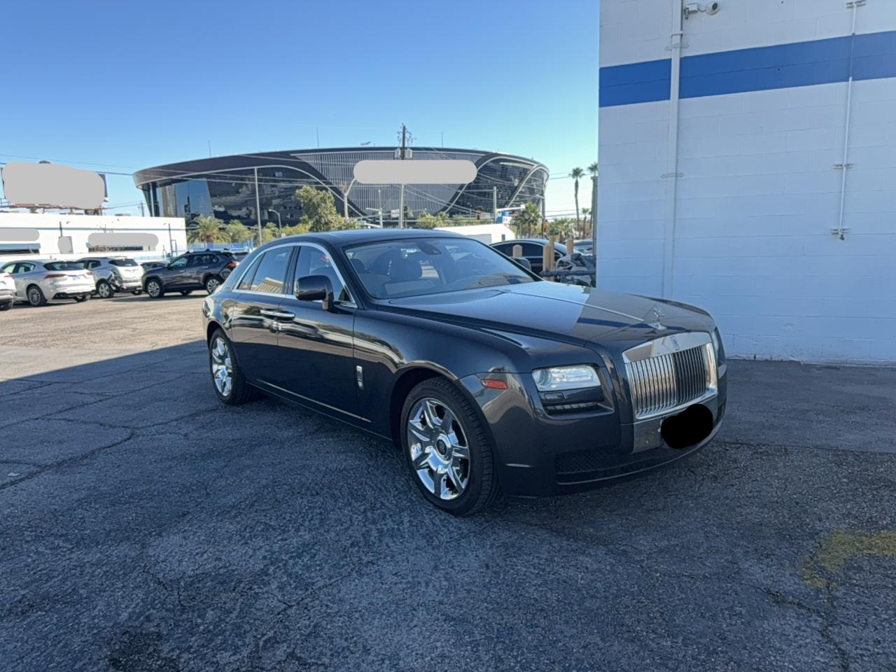 2011 Rolls-Royce Ghost, VIN SCA664S53BUX49371 — Normal wear