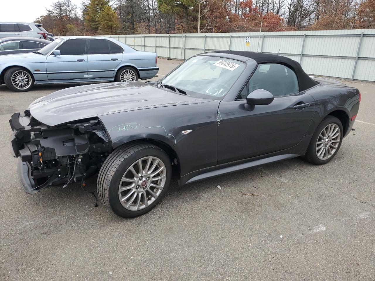 2018 FIAT 124 Spider Classica, VIN JC1NFAEK4J0137395 — Front end