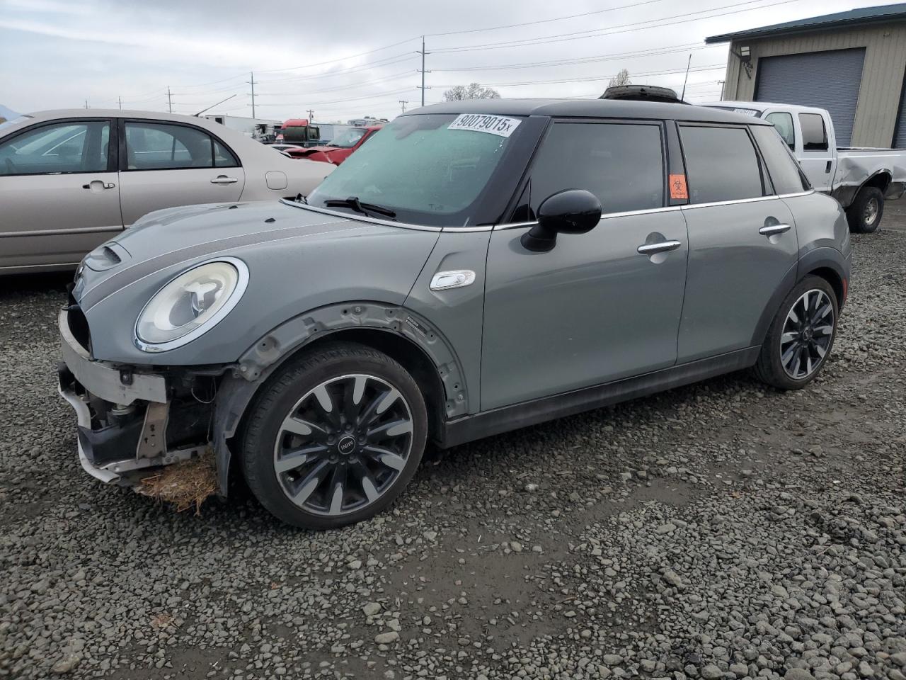 2016 MINI Hardtop 4 Door S, VIN WMWXU3C53G2D27812 — Вандализм