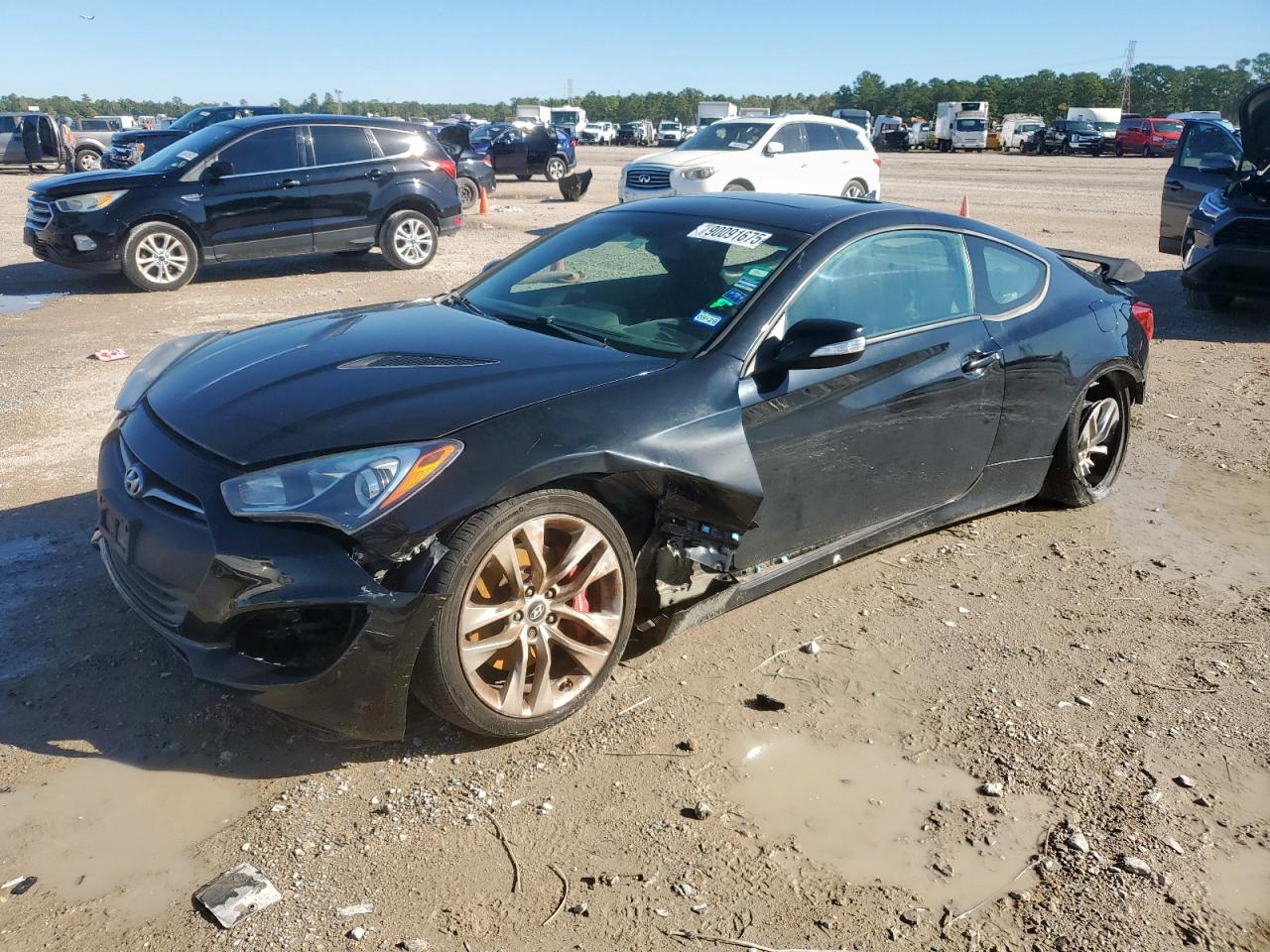 2013 Hyundai Genesis Coupe Grand Touring, VIN KMHHU6KJ4DU089243 — Front end