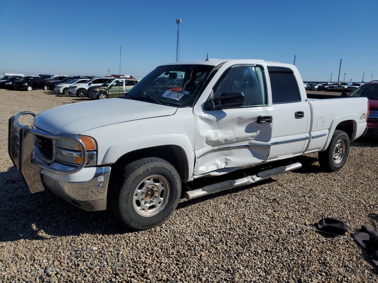 2002 GMC Sierra 1500HD SLE, VIN 1GTGK13U62F176936 — Side