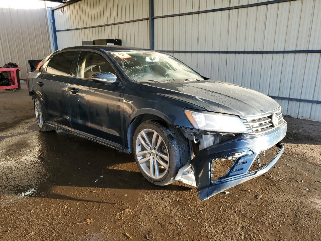 2018 Volkswagen Passat S, VIN 1VWAA7A38JC006645 — По всему кузову