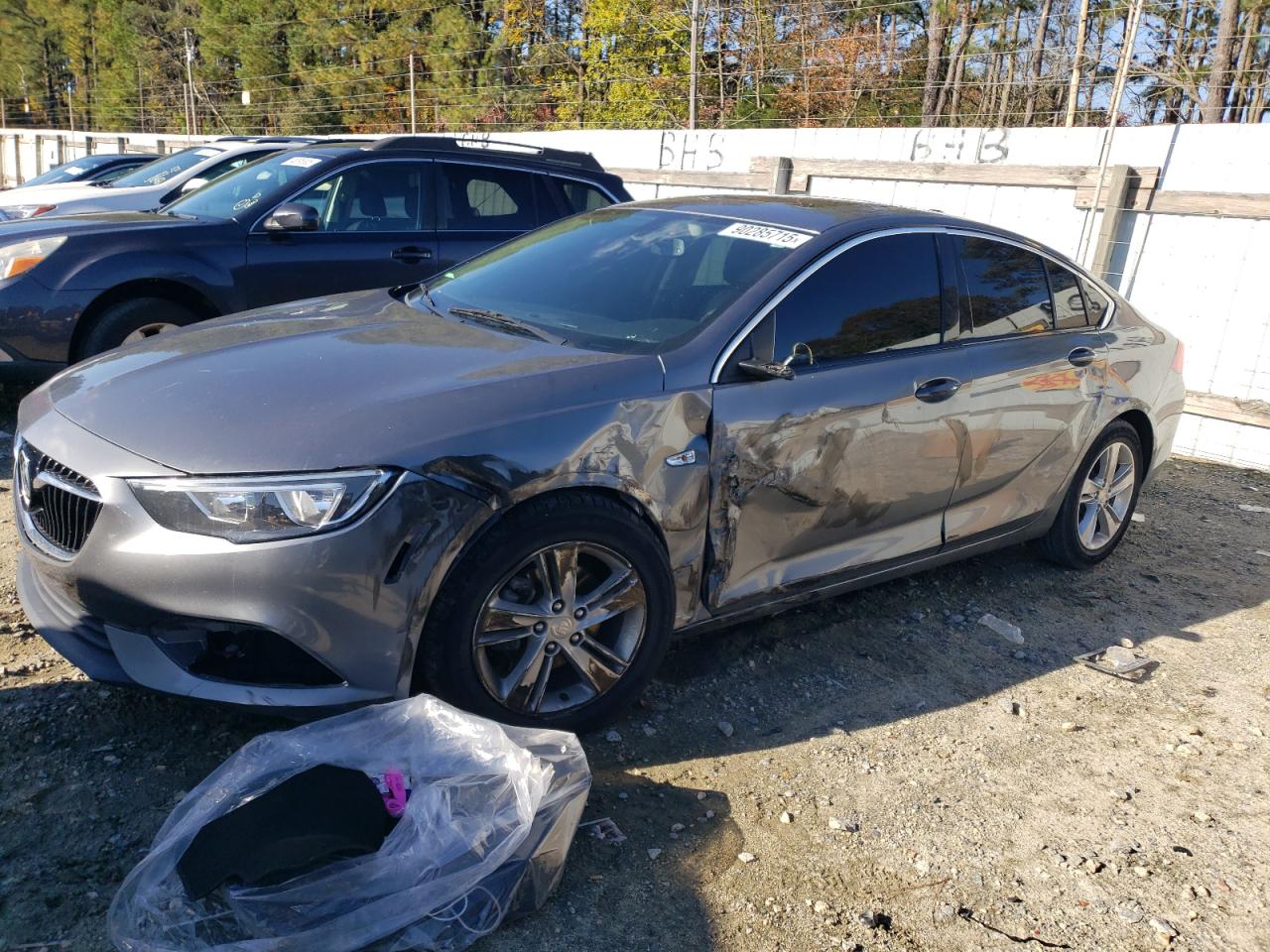 2020 Buick Regal Preferred, VIN W04GL6SXXL1013088 — Бок
