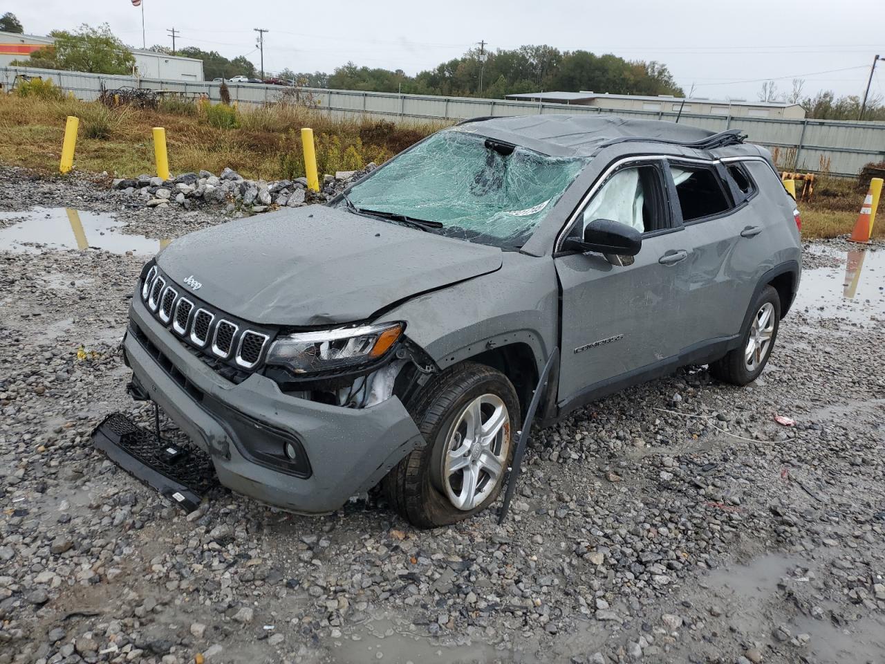 2023 Jeep Compass Altitude, VIN 3C4NJDBN4PT515695 — Roof