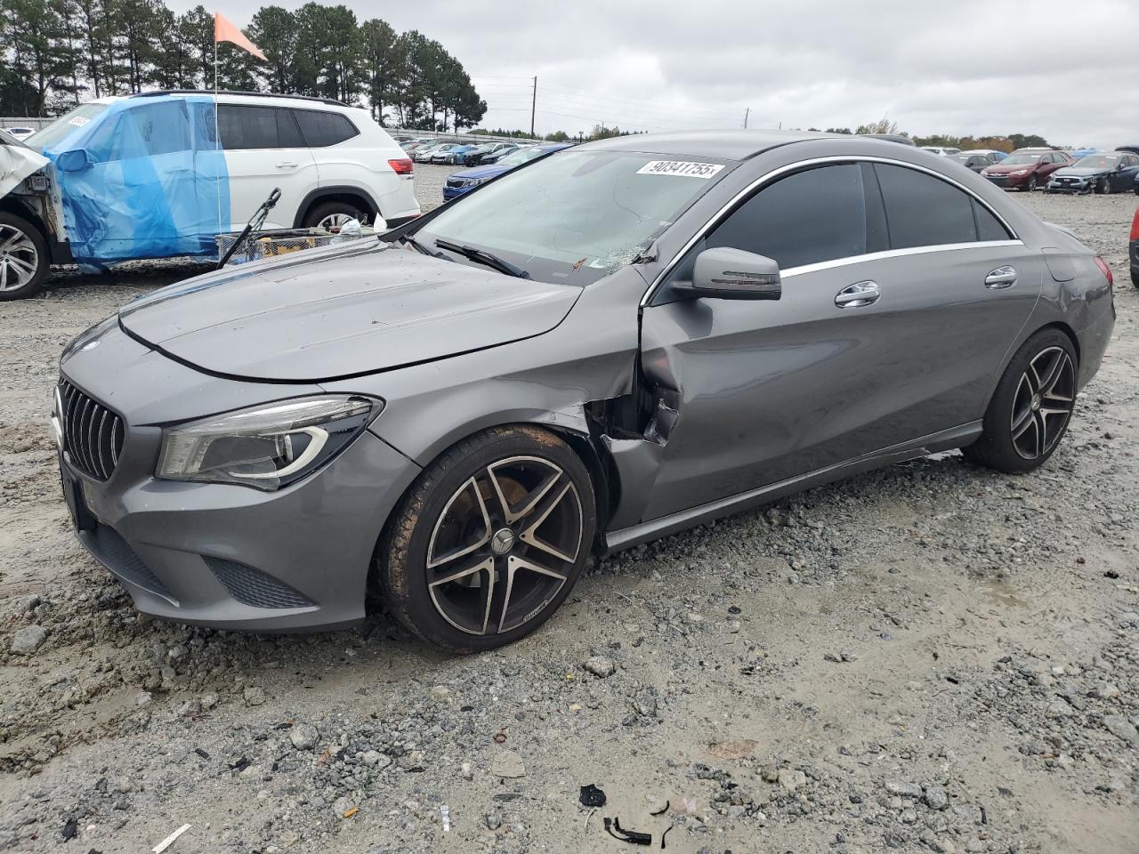 2015 Mercedes-Benz CLA 250, VIN WDDSJ4EB5FN204303 — Side